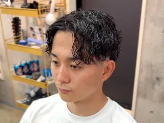 ミディアム 【アイブロウもできる 美容師】和田爽良のヘアスタイル