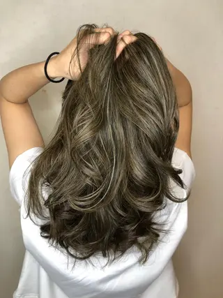 ミディアム カラー JILBLAN京都 ショート/ハイライトのヘアスタイル