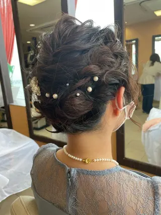 ショート ヘアアレンジ 透明感カラー✨艶髪 制作🌱山根あゆみのヘアスタイル