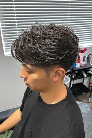 メンズ フェザーパーマ職人 🪽yutoのヘアスタイル