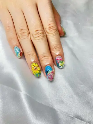 ネイル 高木 維麗絲のネイルデザイン