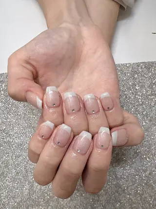 ネイル Guarendo錦糸町店所属・ガレンドウ 白澤 愛子のネイルデザイン