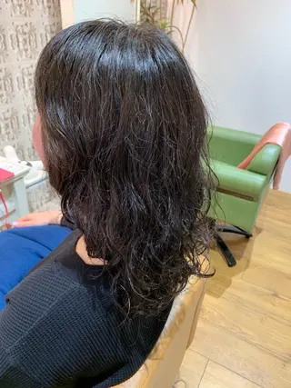 ミディアム パーマ 奥野 理香子のヘアスタイル