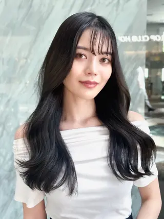 ロング カラー 韓国レイヤーカット/ ダブルカラーのヘアスタイル