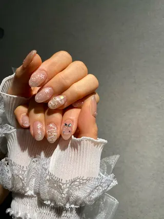 ネイル I-nailロング /ワンホン/キラキラのネイルデザイン