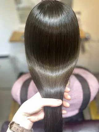 ロング 星野 茉由のヘアスタイル