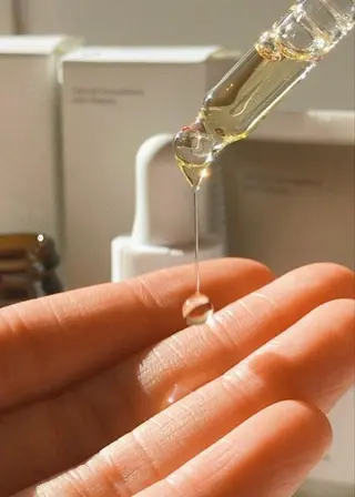 ショート カラー パーマ ヘアアレンジ メンズ キッズ ネイル マツエク・マツパ アイブロウ Chloe-クロエ- 脱毛/フェイシャルのエステ・リラクイメージ