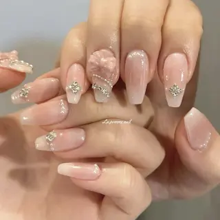 ネイル Lee Nailsのネイルデザイン
