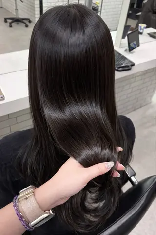 ロング カラー 井田 直美のヘアスタイル