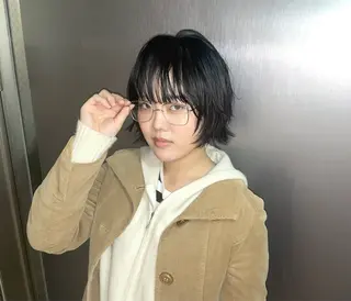 ミディアム GIVET所属・心斎橋/ハイトーン/ デザイン🪅yugoのヘアスタイル