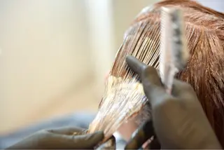 カラー アドミラルYoshi oのヘアスタイル