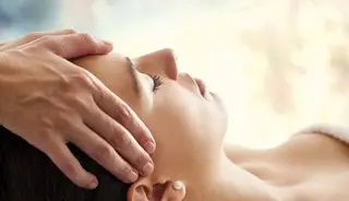 REBORN所属 藤木あおいのエステ・リラクイメージ