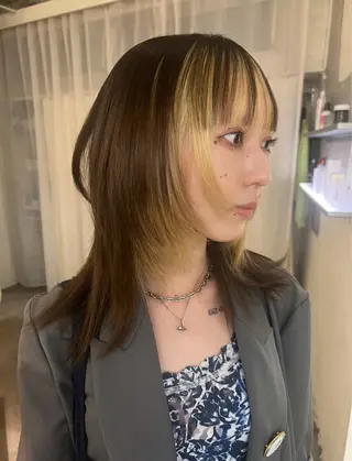 セミロング カラー haco＋所属・圧倒的デザイン力 店長🎨RENAのヘアスタイル