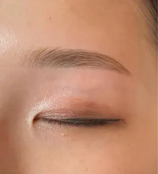 アイブロウ ROSANNA 斉藤のマツエク・マツパデザイン