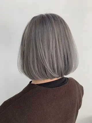 ミディアム ベージュカラー/ いぢちるみのヘアスタイル