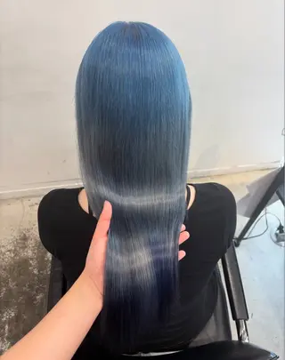 ミディアム カラー HIKARI🐈‍⬛ レイヤー×デザインのヘアスタイル