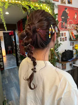 セミロング カラー ヘアアレンジ カラーパティシエ facce🌼ikoのヘアスタイル