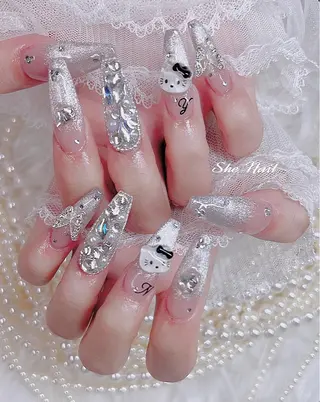 ネイル She   Nail所属・ISA_ BELLAのネイルデザイン