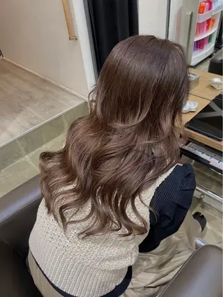 ロング カラー 田村 亜衣華のヘアスタイル