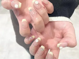 ミディアム 尾張 玖羽のネイルデザイン