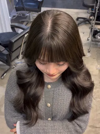 ロング カラー meby所属・🩵福岡ブリーチなし レイヤー/紫音🩵のヘアスタイル