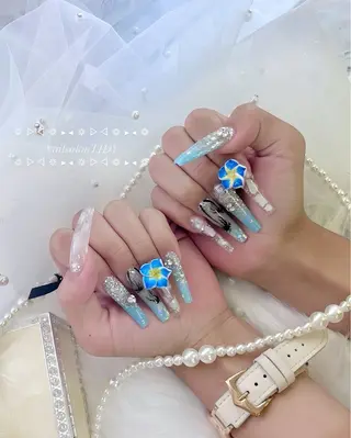 ネイル TIDY M&Mのネイルデザイン