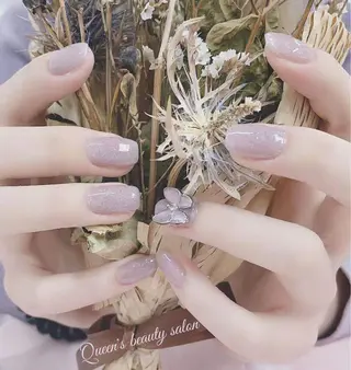 ネイル Queens みなみのネイルデザイン