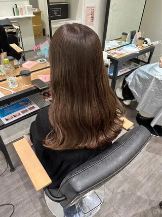 カラー cocotte宜喜 弘希のヘアスタイル
