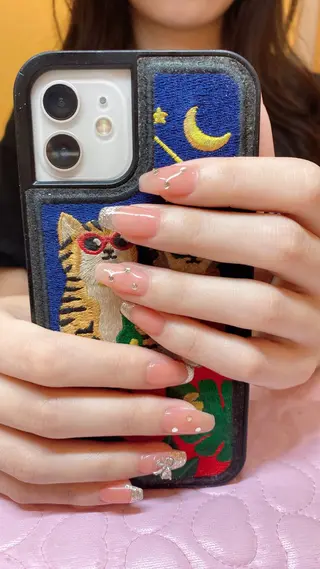 ネイル LEDアイラッシュ ∩_∩アオイのマツエク・マツパデザイン