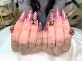 ネイル アヤメネイル 最新チップスカルプのネイルデザイン