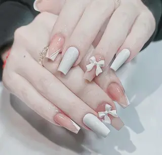 ネイル Tini ANA.CHUOのネイルデザイン