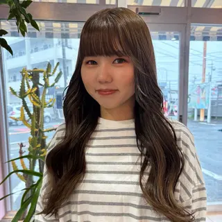ロング カラー あいさ🤍ムラ無しカ ラー🤍のヘアスタイル