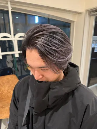 カラー メンズ タイトボブ個性派カラ ーAKANEのヘアスタイル