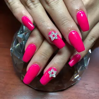 ミディアム ネイル 《LB》ラブリエ Nail&eyeのマツエク・マツパデザイン