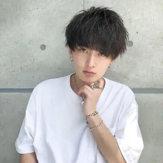 カラー メンズ 🩵ハイトーン 美咲🩵のヘアスタイル