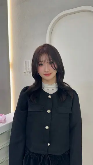 カラー ANN GAGAのヘアスタイル