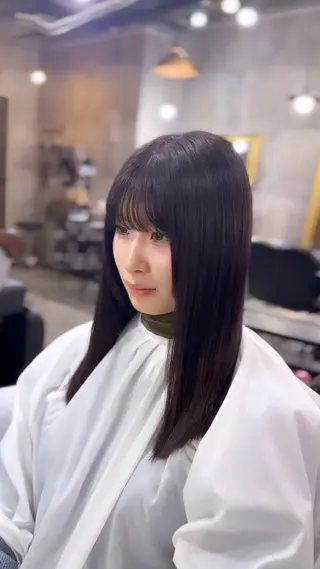 セミロング MIRAC所属・uda 抜きっぱなし /最高級エクステのヘアスタイル