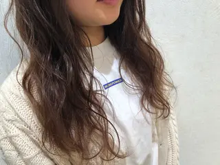 ロング カラー 樋渡 侑希のヘアスタイル