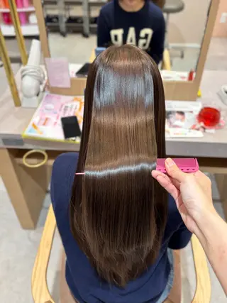ロング merc. 岡村優のヘアスタイル