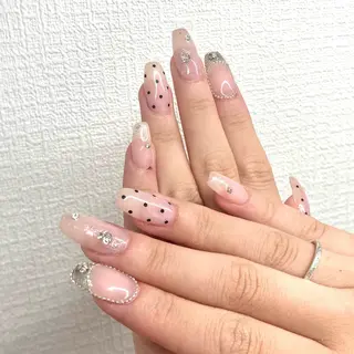 ネイル remplir所属・RANUN さおりのネイルデザイン