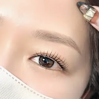 マツエク・マツパ スマイリー所属・まつげ眉毛専門店 スマイリーの眉毛・アイブロウイメージ