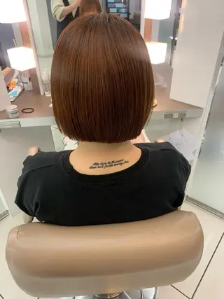 ミディアム カラー 羽エクステ🩷 🤍まき🤍のヘアスタイル