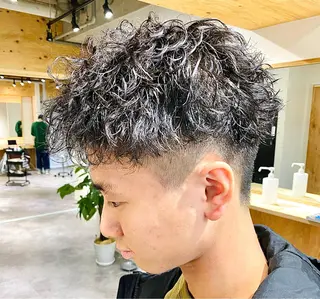 パーマ メンズ QOL 立川所属・トレンドパーマ‼️ NAOKI💥のヘアスタイル
