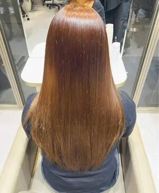 ロング 木村ゆうと🫧 レイヤー＆艶カラーのヘアスタイル