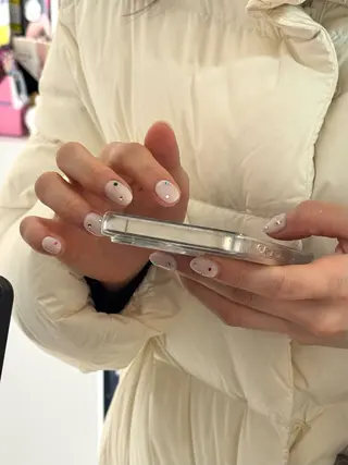 ネイル Loa　salon所属・小畑 寧捺のネイルデザイン