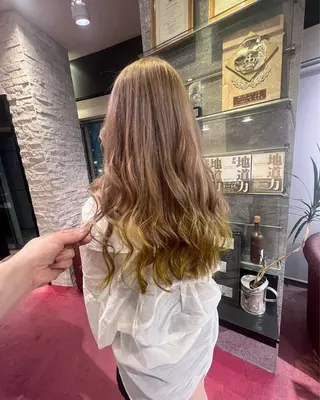 ロング カラー 水谷 亮太のヘアスタイル
