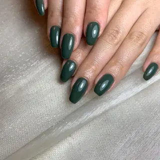 ネイル repos~ルポ~所属・里見 麗のネイルデザイン