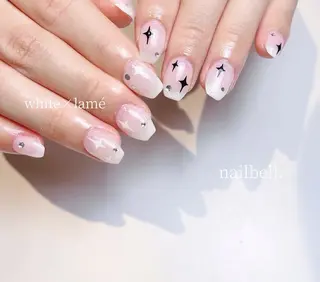 ネイル 大人可愛いネイル🎗 Hinaのネイルデザイン