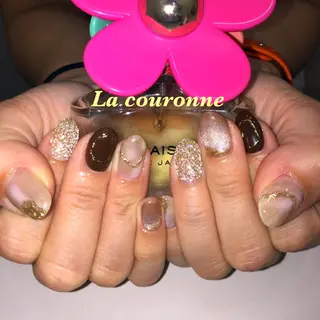 ネイル Lacouronne NATSUMIのネイルデザイン