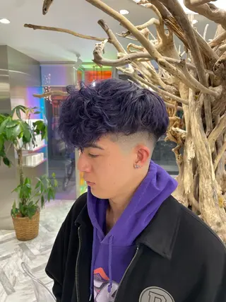 ショート カラー メンズ カラーモデル⚡️ REONのヘアスタイル